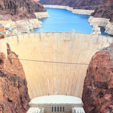 مشروع وزارة حرس الحدود – صيانة وتوضيب واختبار وتشغيل المولدات الكهربائية